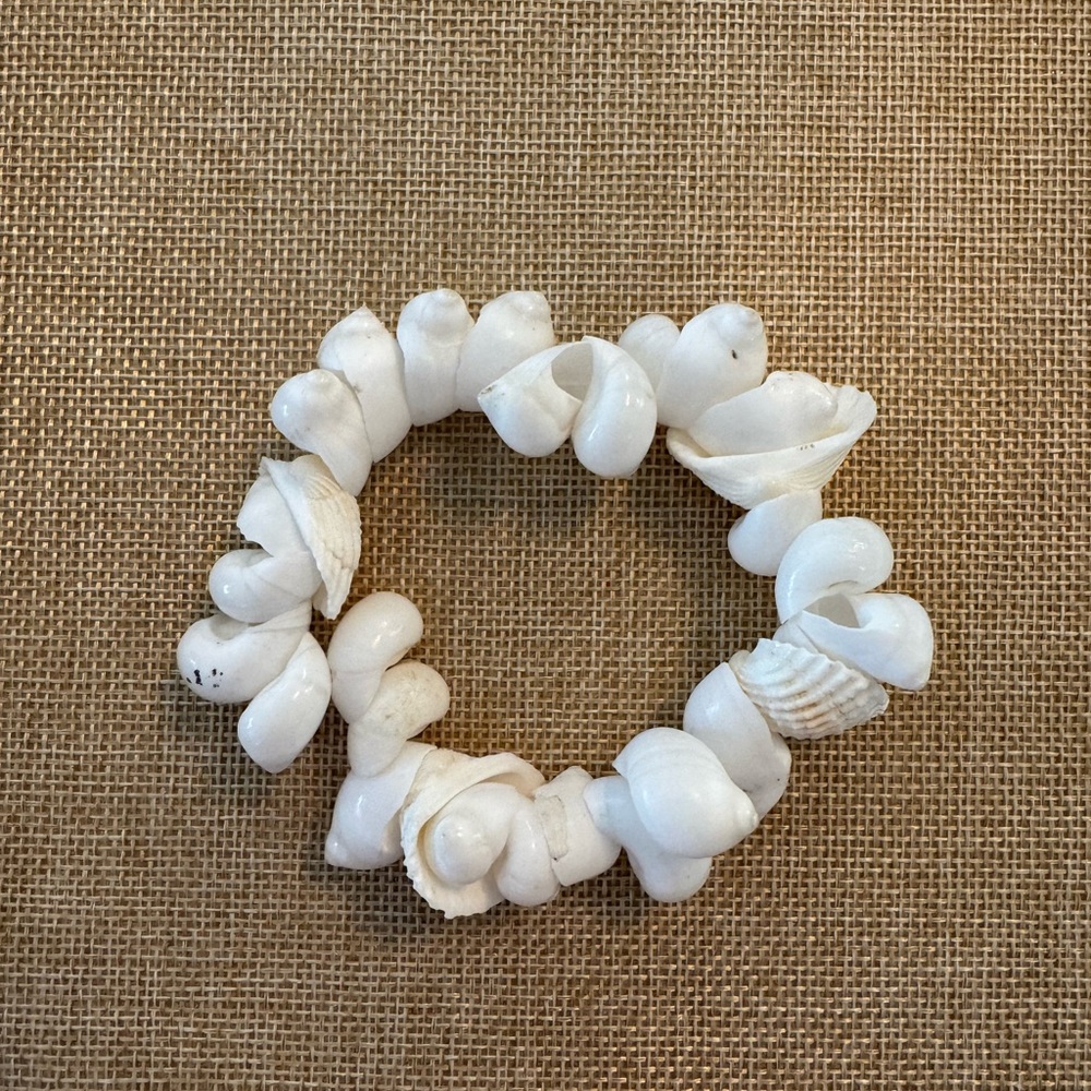 White Shell Bracelet